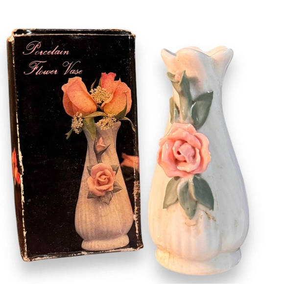 VTG Miniature Genuine Porcelain Rose Bud Vases 1 Used 1 New Both W/ Original Box - Picture 3 of 7